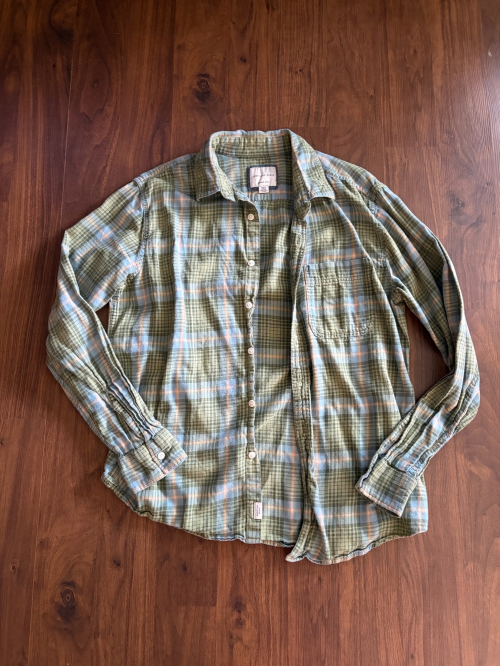 American Eagle Button Down
